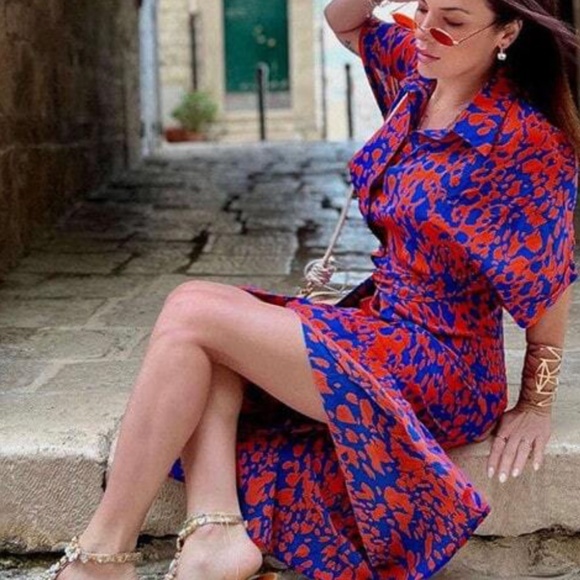 Spotted All Over Print Button Through Tie Belt Ruched Maxi Shirt Dress - Picture 10 of 11